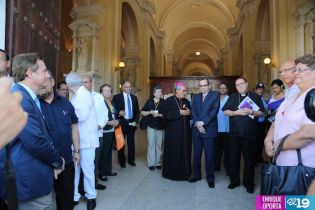 Nicaragua rinde homenaje al insigne poeta Rubén Darío