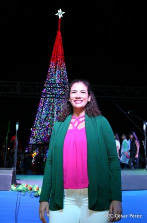 Monumento a la Paz y la Alegría: Nicaragua Unidos en Amor, Solidaridad y Armonía