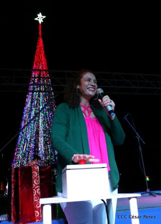 Monumento a la Paz y la Alegría: Nicaragua Unidos en Amor, Solidaridad y Armonía