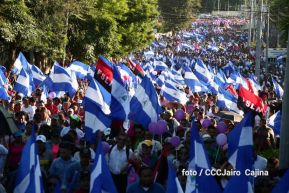 Caminata: “Dignidad, Derechos, No Violencia!”, “Mujeres Valientes!” y ”Con La Paz No se Juega!”