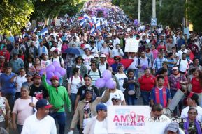 Caminata: “Dignidad, Derechos, No Violencia!”, “Mujeres Valientes!” y ”Con La Paz No se Juega!”