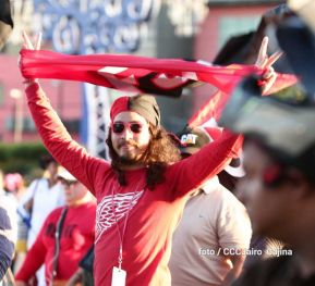 Caminata: “Dignidad, Derechos, No Violencia!”, “Mujeres Valientes!” y ”Con La Paz No se Juega!”