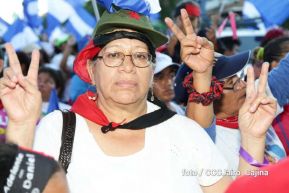 Caminata: “Dignidad, Derechos, No Violencia!”, “Mujeres Valientes!” y ”Con La Paz No se Juega!”