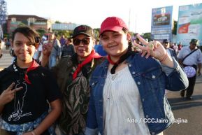 Caminata: “Dignidad, Derechos, No Violencia!”, “Mujeres Valientes!” y ”Con La Paz No se Juega!”
