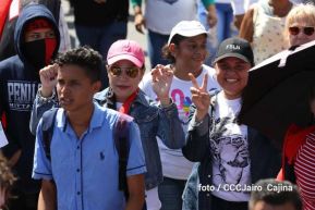 Caminata “Todos tenemos derechos, con la paz no se juega, por una Navidad en alegría, paz y cariño”