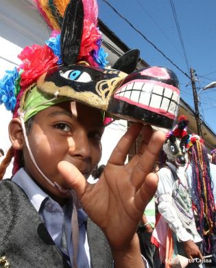 Tradicional Tope de los Santos en Carazo