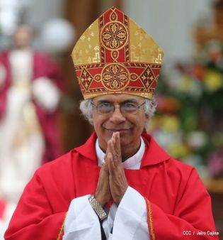 Caraceños celebran a San Sebastián en compañía del Cardenal Brenes