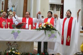 Caraceños celebran a San Sebastián en compañía del Cardenal Brenes