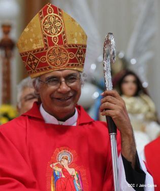 Caraceños celebran a San Sebastián en compañía del Cardenal Brenes