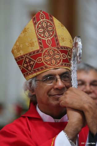 Caraceños celebran a San Sebastián en compañía del Cardenal Brenes