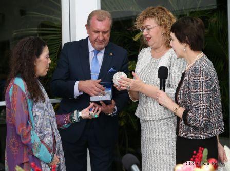 Federación de Rusia condecora a la Compañera Rosario Murillo con la Orden de la Amistad