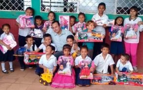 Gobierno Sandinista entrega juguetes a los niños y niñas de Nicaragua