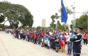 Homenaje al héroe de la solidaridad Roberto Clemente