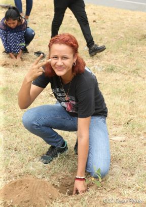 Homenaje al héroe de la solidaridad Roberto Clemente