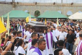 Honras fúnebres en honor a Monseñor David Albin Zywiec