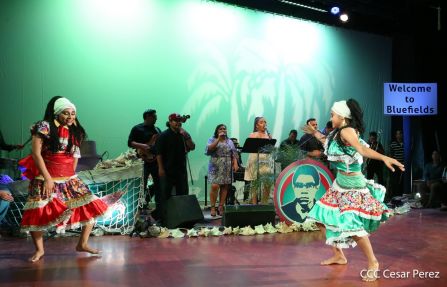 Homenaje a Anthony Matthews, intérprete del Palo de Mayo