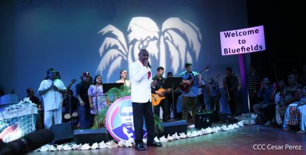 Homenaje a Anthony Matthews, intérprete del Palo de Mayo