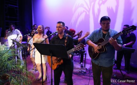 Homenaje a Anthony Matthews, intérprete del Palo de Mayo