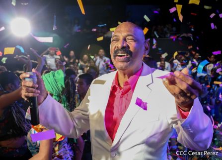 Homenaje a Anthony Matthews, intérprete del Palo de Mayo