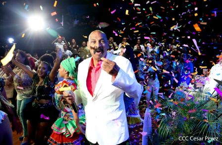 Homenaje a Anthony Matthews, intérprete del Palo de Mayo