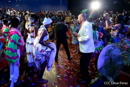 Homenaje a Anthony Matthews, intérprete del Palo de Mayo