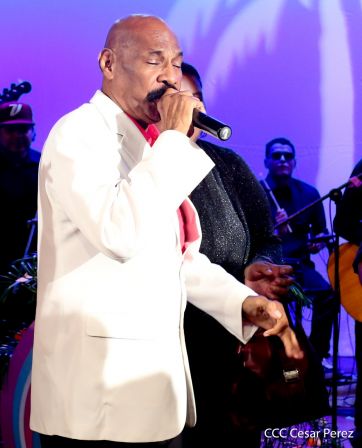 Homenaje a Anthony Matthews, intérprete del Palo de Mayo