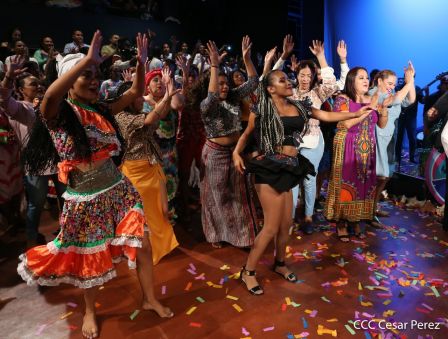 Homenaje a Anthony Matthews, intérprete del Palo de Mayo