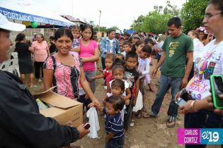 Familias de El Rama celebran normalización del sistema energético