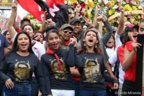 ¡Que viva Leonel Rugama! Poeta, Ser Humano Especial, Revolucionario