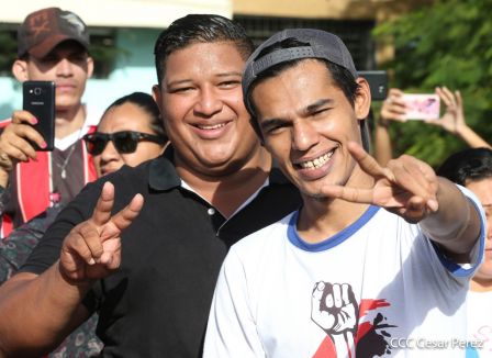 ¡Que viva Leonel Rugama! Poeta, Ser Humano Especial, Revolucionario