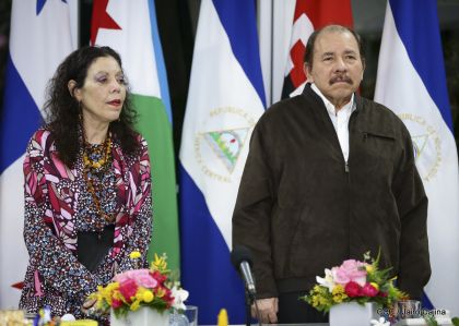 Presidente Daniel Ortega y Vicepresidenta Rosario Murillo reciben cartas credenciales de embajadores de Panamá y Yibuti