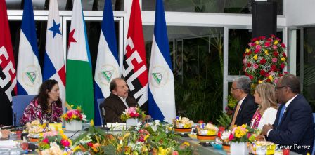 Presidente Daniel Ortega y Vicepresidenta Rosario Murillo reciben cartas credenciales de embajadores de Panamá y Yibuti