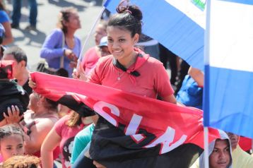Caminando como raza nicaragüense que sabe de luchas y de honor celebrando las glorias y victorias de Rubén Darío