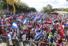 Caminando como raza nicaragüense que sabe de luchas y de honor celebrando las glorias y victorias de Rubén Darío