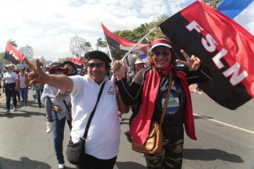 Caminando como raza nicaragüense que sabe de luchas y de honor celebrando las glorias y victorias de Rubén Darío