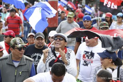 Caminando como raza nicaragüense que sabe de luchas y de honor celebrando las glorias y victorias de Rubén Darío