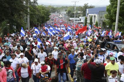 Caminando como raza nicaragüense que sabe de luchas y de honor celebrando las glorias y victorias de Rubén Darío
