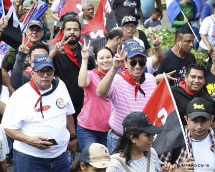 Caminando como raza nicaragüense que sabe de luchas y de honor celebrando las glorias y victorias de Rubén Darío