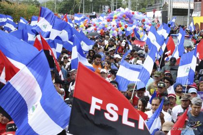 Caminando como raza nicaragüense que sabe de luchas y de honor celebrando las glorias y victorias de Rubén Darío