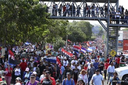 Caminando como raza nicaragüense que sabe de luchas y de honor celebrando las glorias y victorias de Rubén Darío