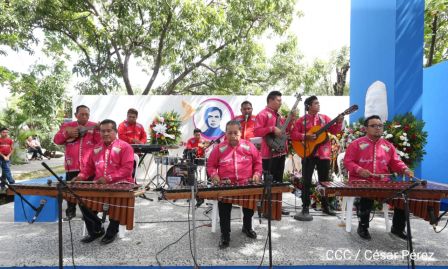 Nicaragua celebra el 153 Aniversario del Natalicio del Príncipe de las Letras Castellanas Rubén Darío