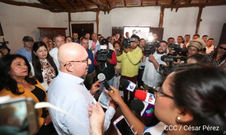 Nicaragua celebra el 153 Aniversario del Natalicio del Príncipe de las Letras Castellanas Rubén Darío