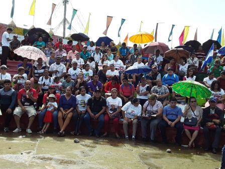 Caminando como raza nicaragüense que sabe de luchas y de honor celebrando las glorias y victorias de Rubén Darío