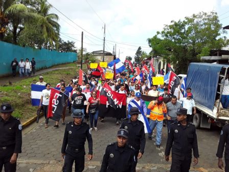 Caminando como raza nicaragüense que sabe de luchas y de honor celebrando las glorias y victorias de Rubén Darío