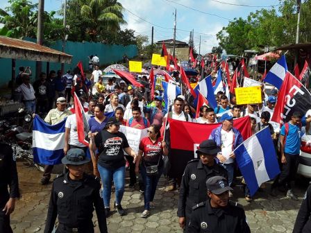 Caminando como raza nicaragüense que sabe de luchas y de honor celebrando las glorias y victorias de Rubén Darío