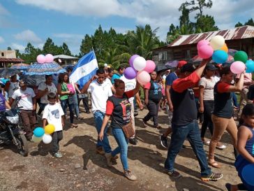 Caminando como raza nicaragüense que sabe de luchas y de honor celebrando las glorias y victorias de Rubén Darío