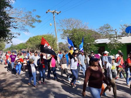 Caminando como raza nicaragüense que sabe de luchas y de honor celebrando las glorias y victorias de Rubén Darío