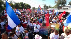 Caminata: Con Darío y Sandino somos Grandes! Más Grandes!