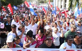 Caminata: Con Darío y Sandino somos Grandes! Más Grandes!