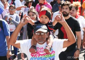 Caminata: Con Darío y Sandino somos Grandes! Más Grandes!
